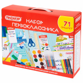 Набор школьных принадлежностей в подарочной коробке ПИФАГОР "НАБОР ПЕРВОКЛАССНИКА", 71 предмет, 881132 за 1 598 ₽. Наборы первоклассников.  Доставка по РФ. Без переплат!