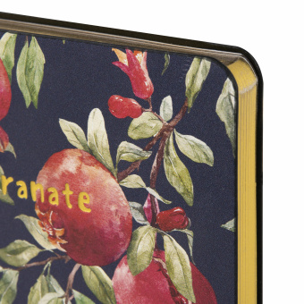 Ежедневник недатированный А5 (138х213 мм), BRAUBERG VISTA, под кожу, гибкий, 136 л., "Pomegranate", 112022 за 501 ₽. Ежедневники с покрытием "под кожу и ткань". Доставка по России. Без переплат!