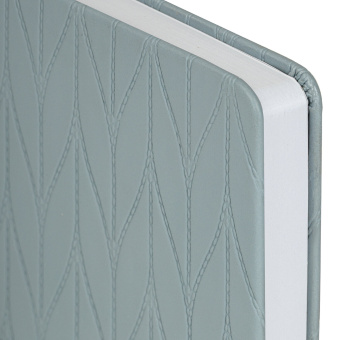 Ежедневник недатированный А5 138х213 мм, BRAUBERG "Braided", под кожу, гвоздик 160 л., серо-голубой, 116599 за 447 ₽. Ежедневники с покрытием "под кожу и ткань". Доставка по России. Без переплат!