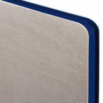 Блокнот А5 (148x218 мм), BRAUBERG "Metropolis Mix", под кожу, 80 л., клетка, серый, 111041 за 427 ₽. Бизнес-блокноты и бизнес-тетради. Доставка по России. Без переплат!