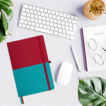 Блокнот А5 (148х218 мм), BRAUBERG "DUO", под кожу с резинкой 80 л., клетка, красный/бирюзовый, 113431 за 178 ₽. Бизнес-блокноты и бизнес-тетради. Доставка по России. Без переплат!