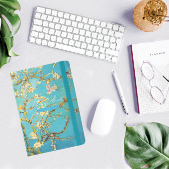 Ежедневник недатированный с резинкой А5 (145х203 мм), BRAUBERG, твердый, фольга, 128 л., "Almond", 114568 за 256 ₽. Ежедневники с твердой обложкой. Доставка по России. Без переплат!