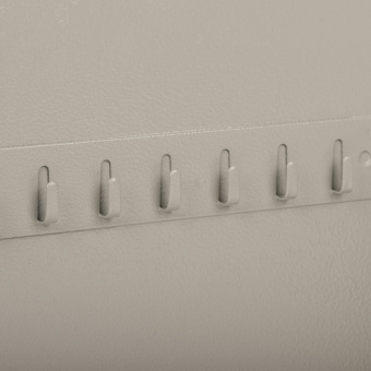 Шкафчик (Ключница) на 140 ключей BRAUBERG, 370х280х80 мм, с замком, +140 брелоков, серый, 290340 за 4&nbsp;152 ₽. Шкафчики и панели для ключей. Доставка по России. Без переплат!