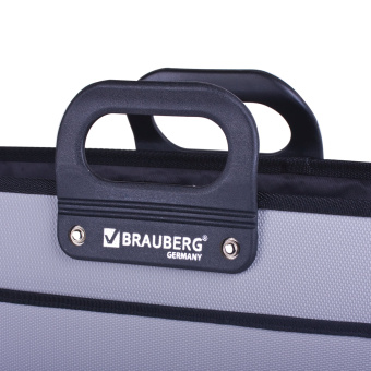 Папка-портфель пластиковая БОЛЬШОГО ФОРМАТА BRAUBERG "ПОРТФОЛИО", А3 (470х380х130 мм), 3 отделения, серая, 223080 за 1 420 ₽. Портфели пластиковые. Доставка по России. Без переплат!