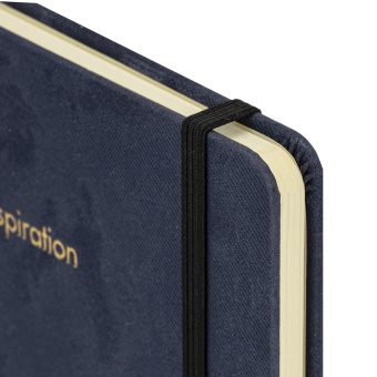 Блокнот А5 138x213 мм, BRAUBERG "Velvet", резинка, держатель, 80 л., клетка, синий, 116239 за 353 ₽. Бизнес-блокноты и бизнес-тетради. Доставка по России. Без переплат!