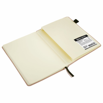 Блокнот А5 138x213 мм, BRAUBERG "Velvet", резинка, держатель, 80 л., клетка, розовый, 116242 за 353 ₽. Бизнес-блокноты и бизнес-тетради. Доставка по России. Без переплат!