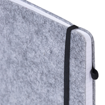 Блокнот А5 138x213 мм BRAUBERG "Voylok", войлок, резинка, держатель, 80 л., клетка, серый, 117135 за 188 ₽. Бизнес-блокноты и бизнес-тетради. Доставка по России. Без переплат!