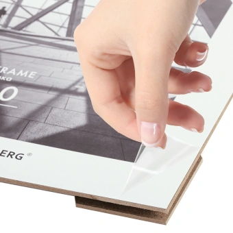 Рамка 21х30 см небьющаяся, багет 14,6 мм, пластик, BRAUBERG "Original Line", белая/золото, 391236 за 445 ₽. Рамки для дипломов, сертификатов, грамот, фотографий. Доставка по России. Без переплат!