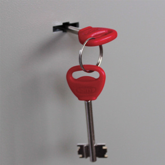 Сейф мебельный BRABIX "D-18m", 180х270х236 мм, 5 кг, ключевой замок, крепление к стене, 291161 за 5&nbsp;055 ₽. Сейфы мебельные, офисные. Доставка по России. Без переплат!