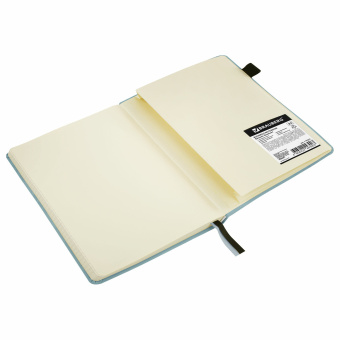 Блокнот А5 138x213 мм, BRAUBERG "Velvet", резинка, держатель, 80 л., клетка, серо-голубой, 116241 за 353 ₽. Бизнес-блокноты и бизнес-тетради. Доставка по России. Без переплат!