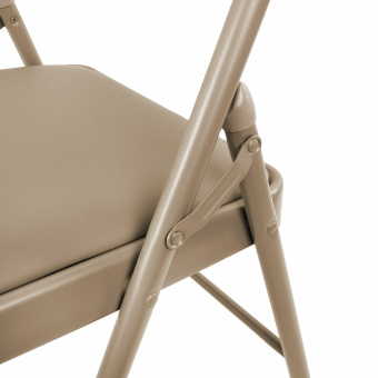 Стул складной BRABIX "Golf Plus CF-003 КОМФОРТ", бежевый каркас, кожзам бежевый, В КОРОБЕ, 533027 за 3&nbsp;162 ₽. Стулья для персонала и посетителей. Доставка по России. Без переплат!