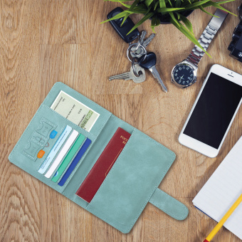 Обложка для паспорта и документов с защитой от считывания, 9 карманов, магнит, экокожа, бирюзовая, BRAUBERG, 238754 за 277 ₽. Обложки для паспорта. Доставка по России. Без переплат!