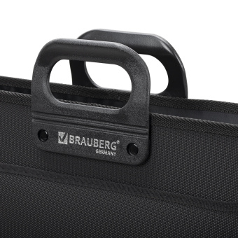 Папка-портфель пластиковая БОЛЬШОГО ФОРМАТА BRAUBERG "ПОРТФОЛИО" А3 (470х380х130 мм), 3 отделения, черная, 223081 за 1 877 ₽. Портфели пластиковые. Доставка по России. Без переплат!