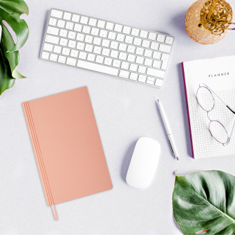 Блокнот А5 138x213 мм, BRAUBERG "Personal", под кожу, 80 листов, клетка, розовый, 116611 за 211 ₽. Бизнес-блокноты и бизнес-тетради. Доставка по России. Без переплат!